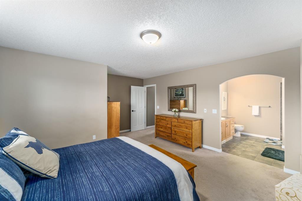 134-crystalridge-drive-okotoks-A2126530-16